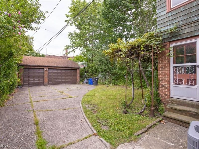 2617 E 130th Street, Cleveland, OH 44120 Photo 41