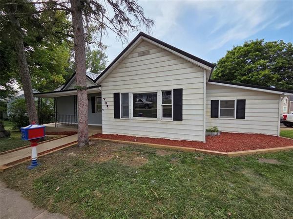702 W Prospect Street, Durand, WI 54736