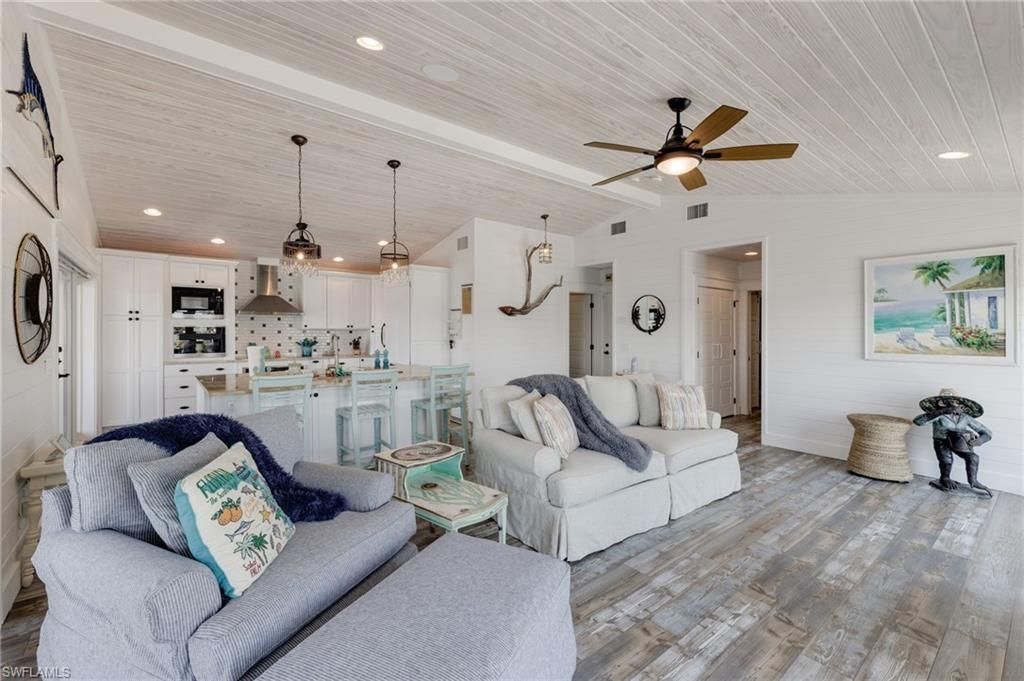 4819 Pine Island Rd Nw, Matlacha, FL 33993 Photo