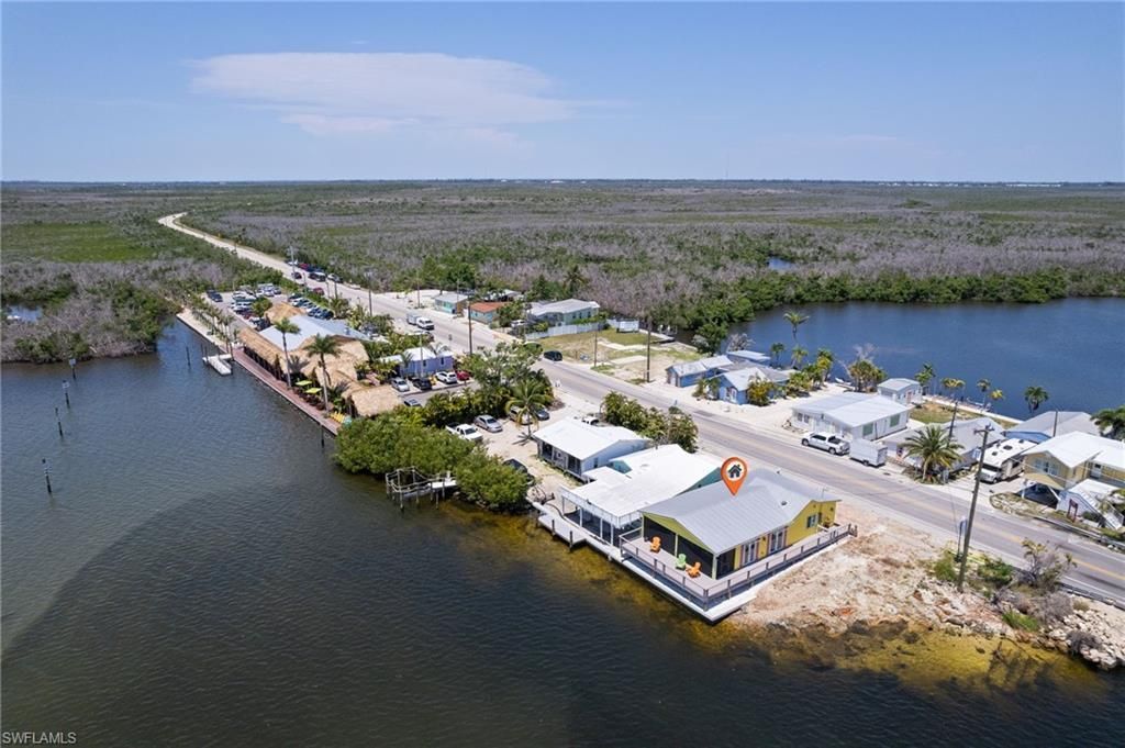 4819 Pine Island Rd Nw, Matlacha, FL 33993 Photo