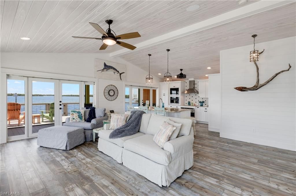 4819 Pine Island Rd Nw, Matlacha, FL 33993 Photo
