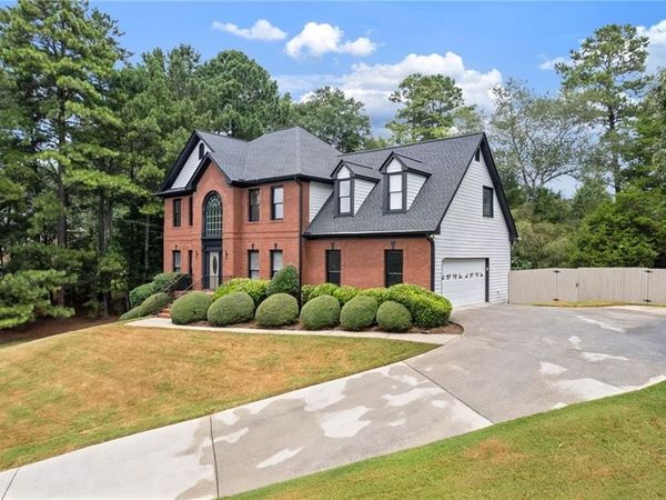 2310 Pine Haven Court, Grayson, GA 30017