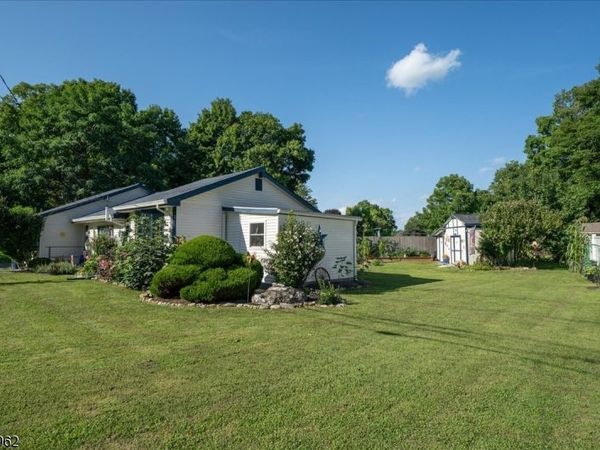 45 Kennedy Ave, Ogdensburg, NJ 07439
