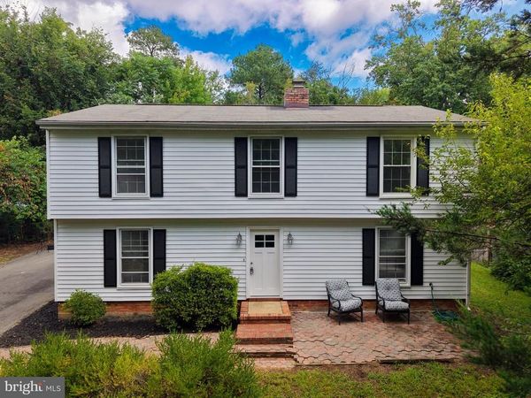 16 APACHE TERRACE, FREDERICKSBURG, VA 22401