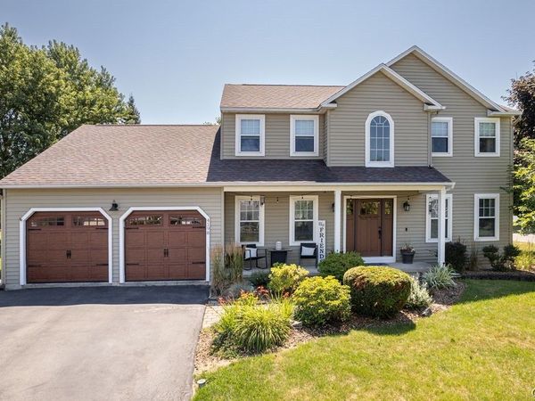 4198 Chokecherry, Liverpool, NY 13090