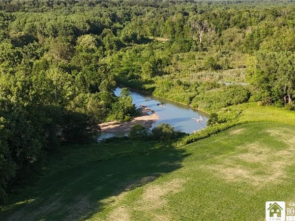 6558 Thomas Corners Rd, West Valley, NY 14171