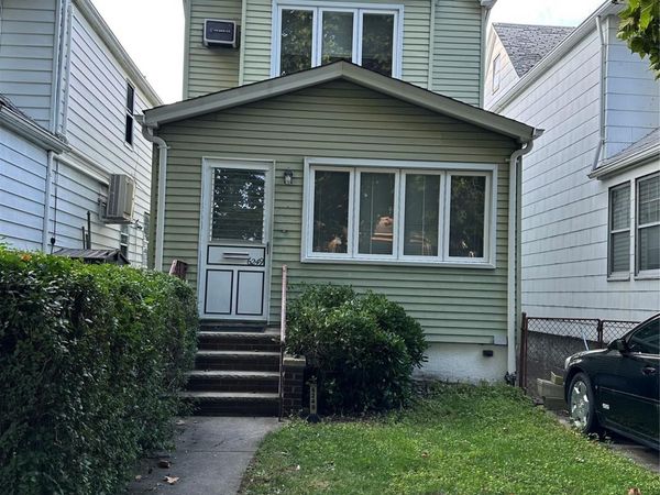 6249 80th Road , Ridgewood, NY 11385