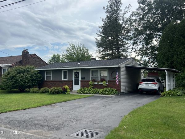 1352 Lawn Avenue, Schenectady, NY 12306