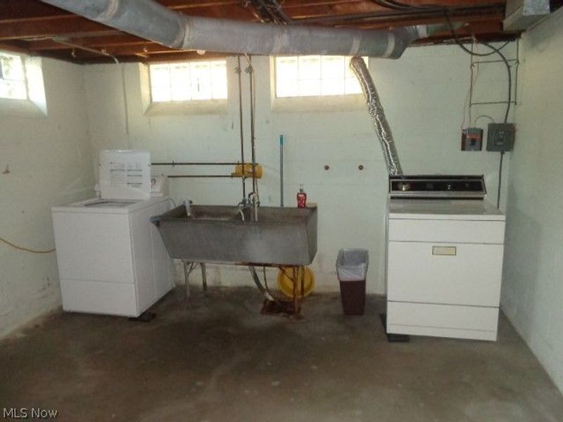 4965 W 220th Street , Fairview Park, OH 44126 Photo 28