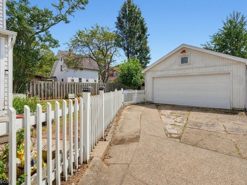 102 Marvin Avenue , Akron, OH 44302 Photo 31