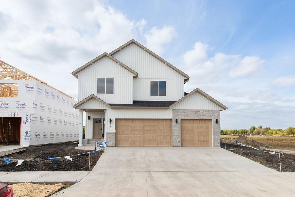 6343 68th Street S, Horace, ND 58047 Main Photo