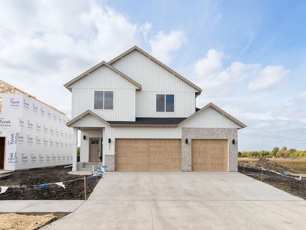 6343 68th Street S, Horace, ND 58047