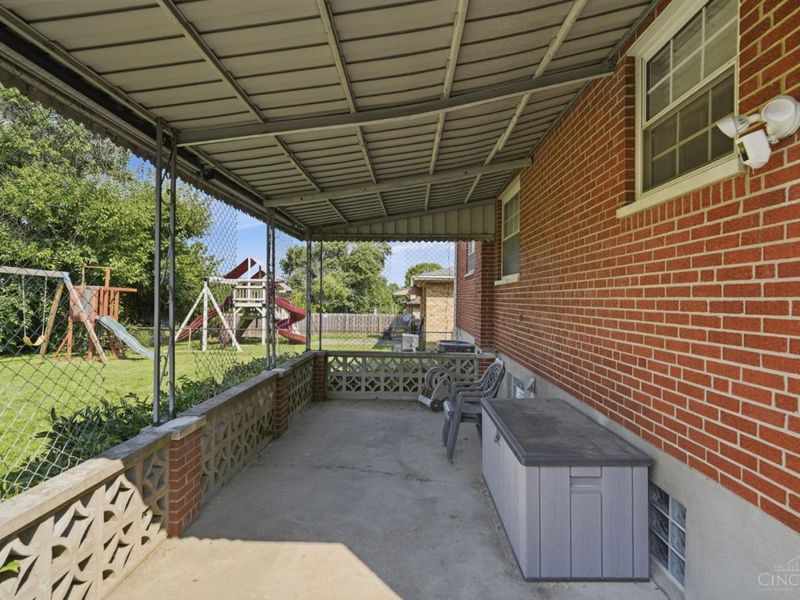 5717 Glow Court, Cincinnati, OH 45238 Photo 29