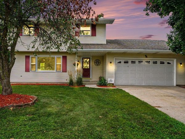 441 N Oakland Avenue, Mishawaka, IN 46544