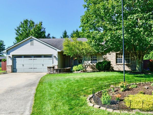 391 Longfellow Court, Greenfield, IN 46140