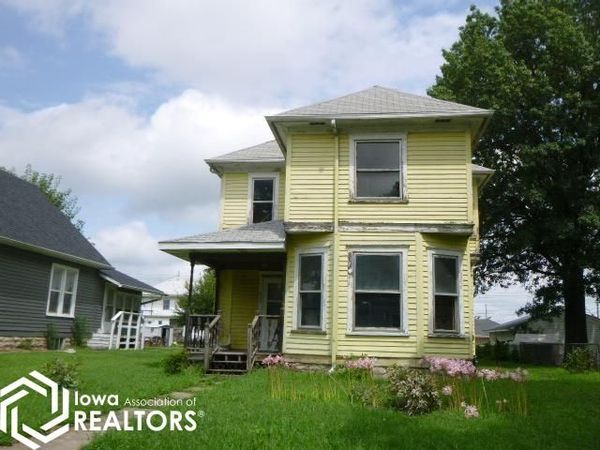 430 E Wheeler Street, West Burlington, IA 52655