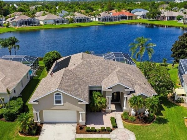825 Thrasher Drive , Rockledge, FL 32955