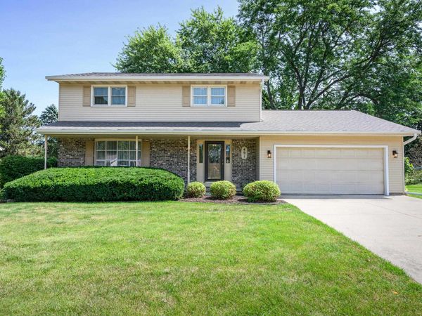 491 Summit Avenue, Sun Prairie, WI 53590