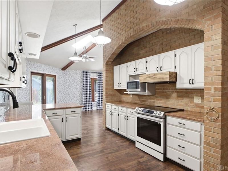3955 Maple Grove Lane, Beavercreek, OH 45440 Photo 10