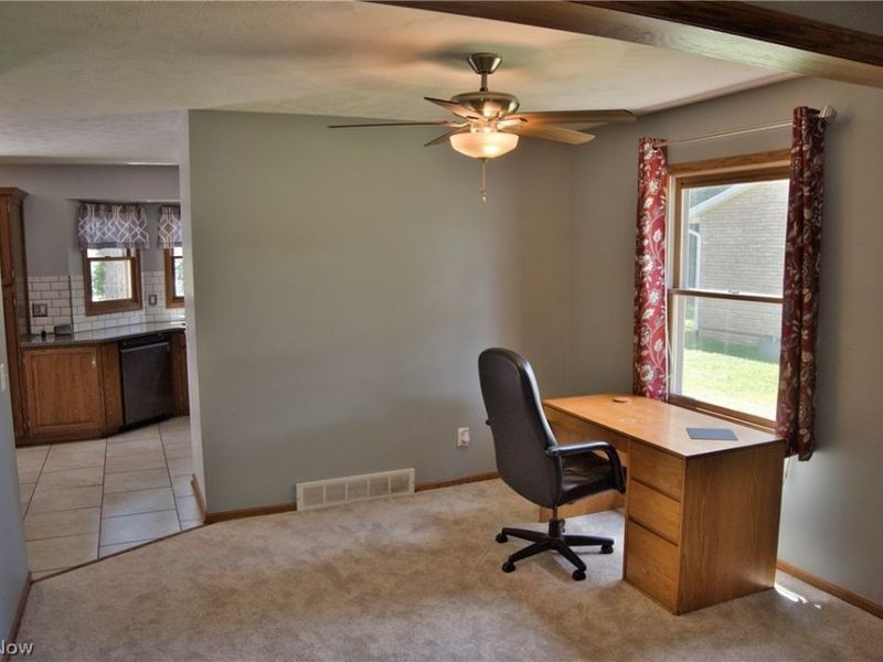 2758 Parkplace Drive , Uniontown, OH 44685 Photo 13