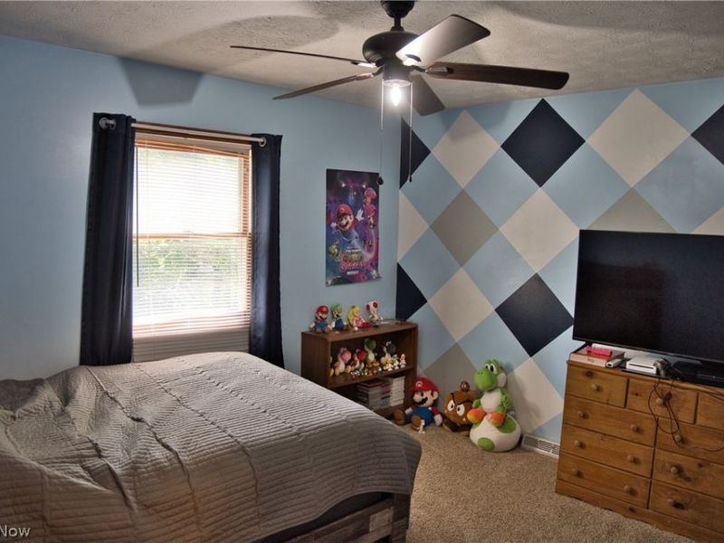 2758 Parkplace Drive , Uniontown, OH 44685 Photo 18