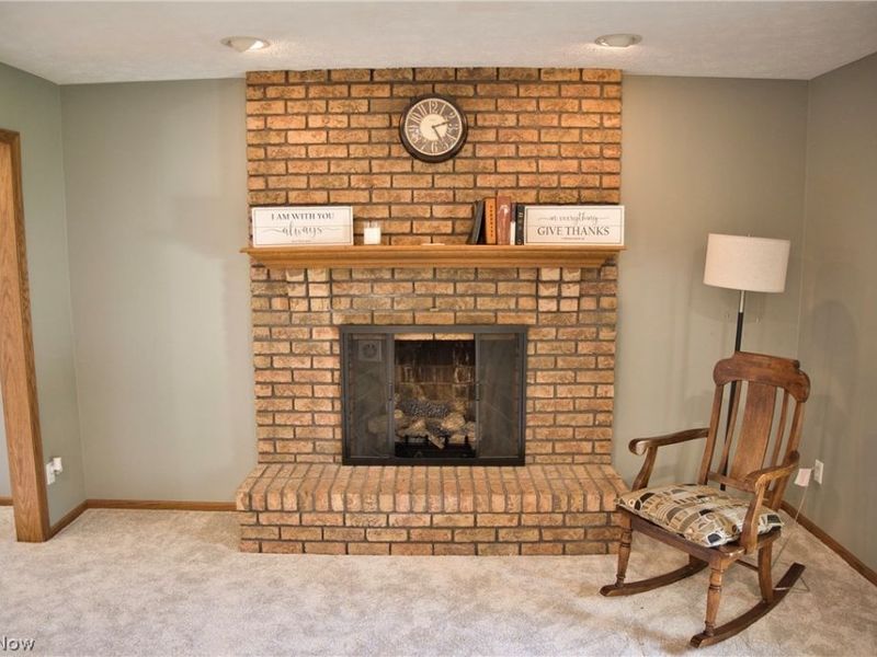2758 Parkplace Drive , Uniontown, OH 44685 Photo 7