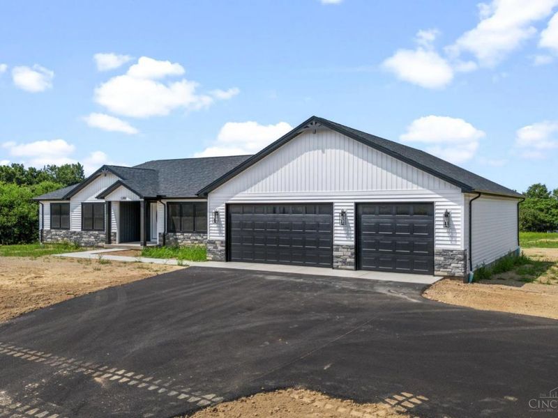 1200 Hunters Glen, Adams Twp, OH 45177 Photo 3