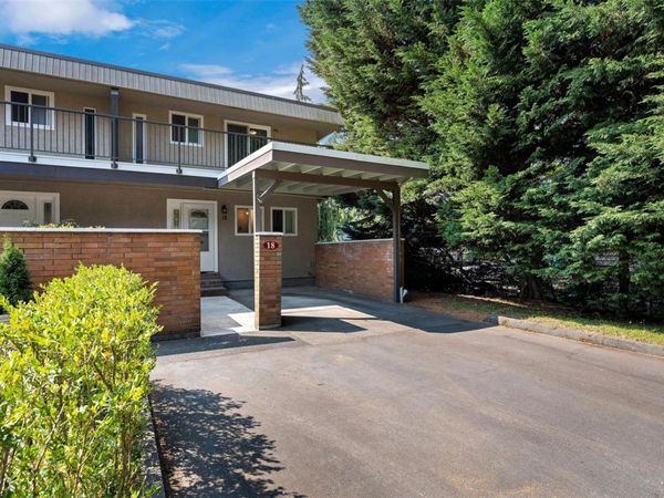 1701 McKenzie Ave, Unit #18, Saanich, BC V8N 1A6