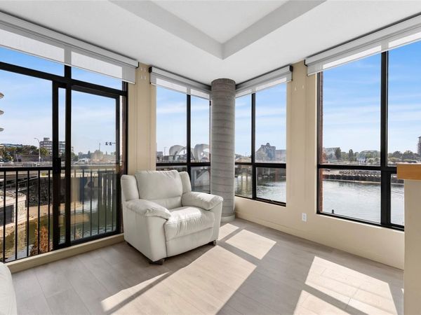 409 Swift St , Unit #206, Victoria, BC V8W 1S2