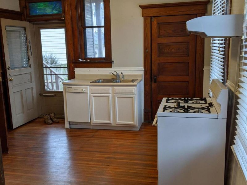 513 City Park Avenue, Columbus, OH 43215 Photo 16