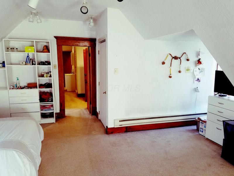 513 City Park Avenue, Columbus, OH 43215 Photo 6