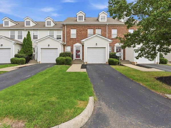 1074 Marsala Avenue , Columbus, OH 43228