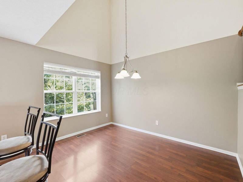 1074 Marsala Avenue , Columbus, OH 43228 Photo 10