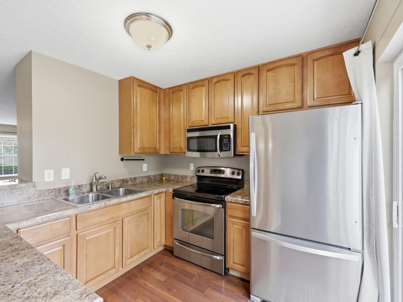 1074 Marsala Avenue , Columbus, OH 43228 Photo 13