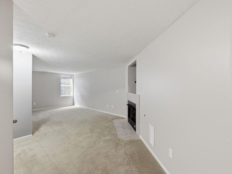 1074 Marsala Avenue , Columbus, OH 43228 Photo 17