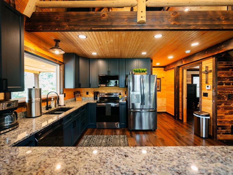 12089 Cantwell Cliffs Road , Rockbridge, OH 43149 Photo 11