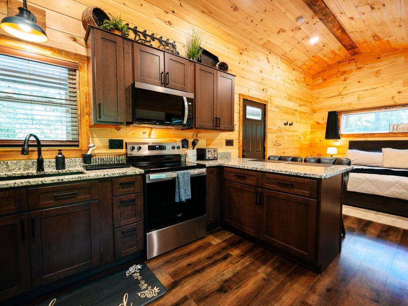 12089 Cantwell Cliffs Road , Rockbridge, OH 43149 Photo 27