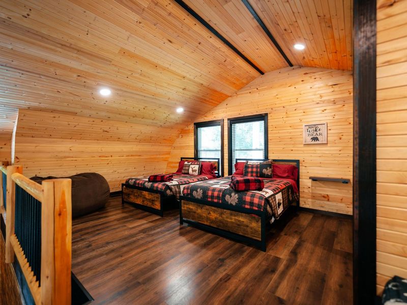 12089 Cantwell Cliffs Road , Rockbridge, OH 43149 Photo 51