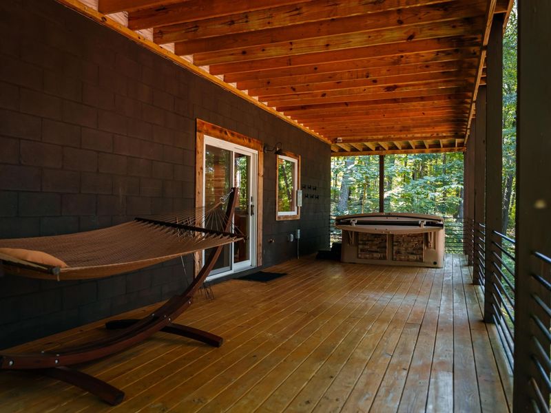 12089 Cantwell Cliffs Road , Rockbridge, OH 43149 Photo 58