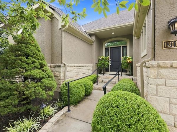 13117 REEDS Road, Overland Park, KS 66209