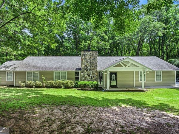 1351 Minix Road, Sharpsburg, GA 30277