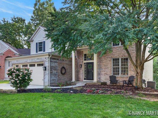 2554 Woodcreek Court SE, Grand Rapids, MI 49546