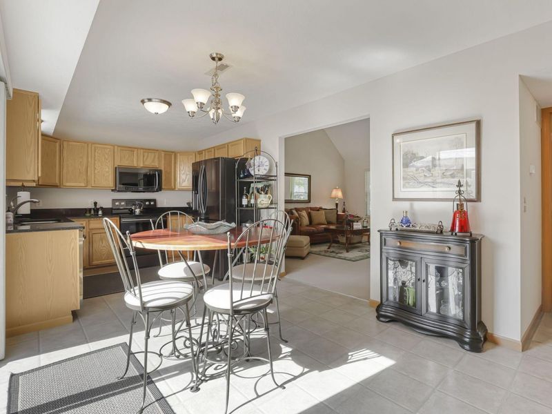 5968 Ruihley Way , Westerville, OH 43081 Photo 6