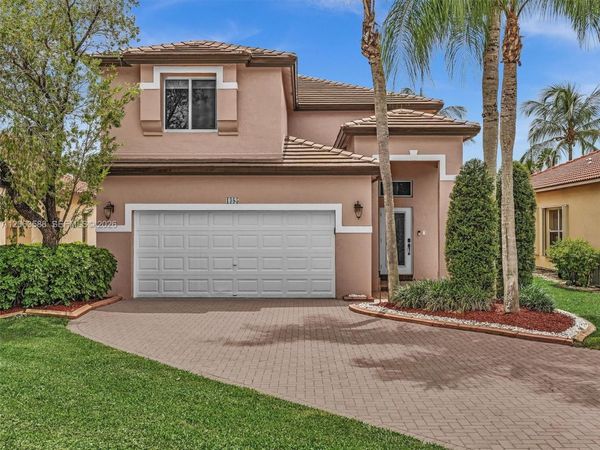 1385 NW 192nd Ter , Pembroke Pines, FL 33029