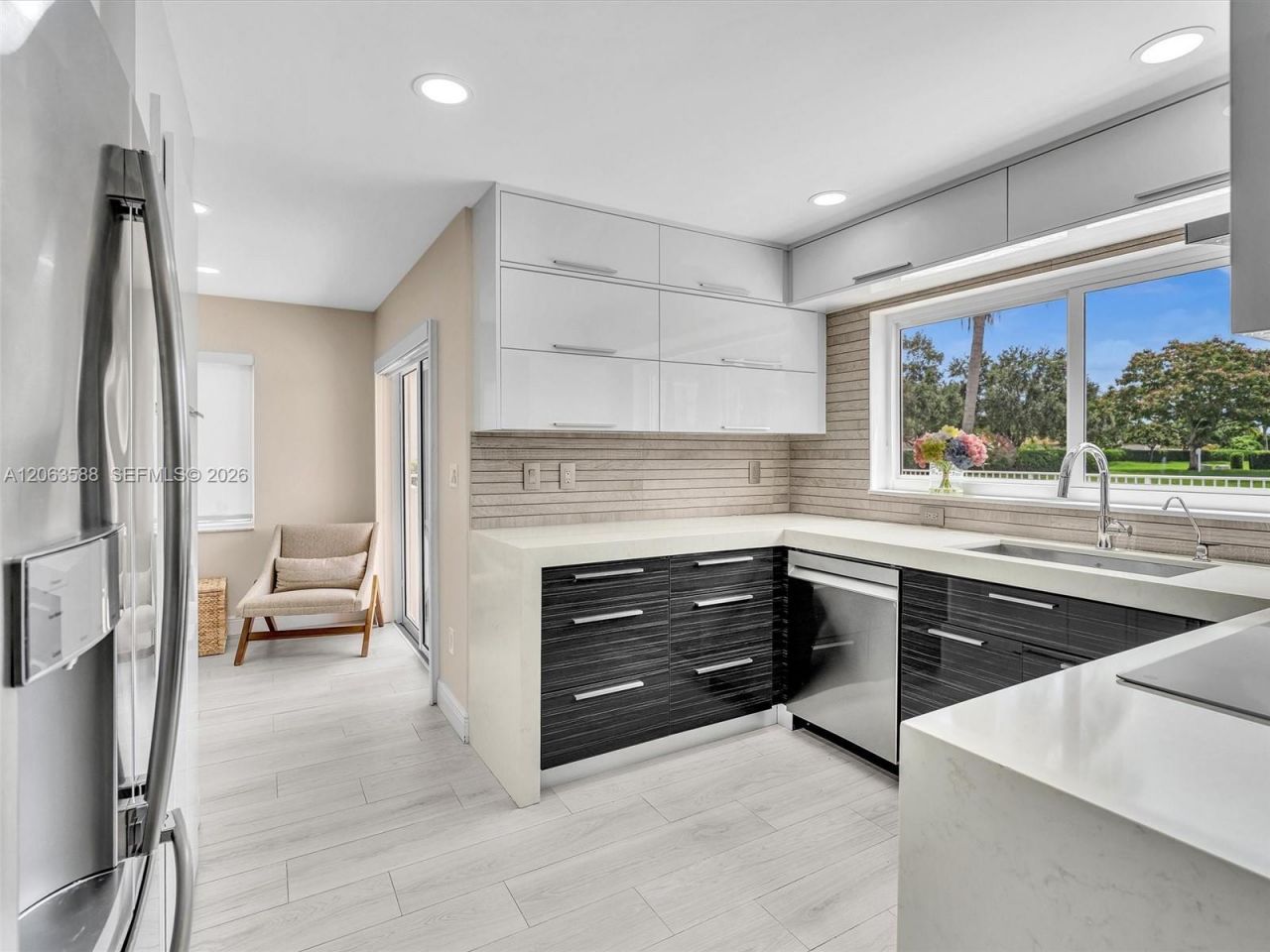 1385 NW 192nd Ter, Pembroke Pines, FL 33029 Photo