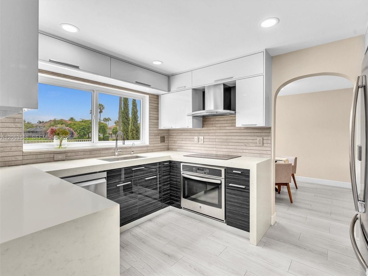 1385 NW 192nd Ter, Pembroke Pines, FL 33029 Photo