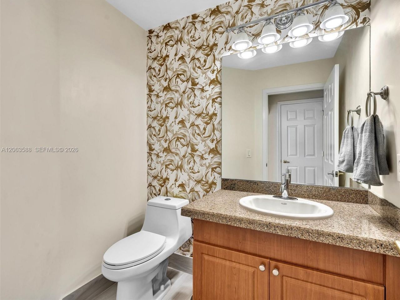 1385 NW 192nd Ter, Pembroke Pines, FL 33029 Photo