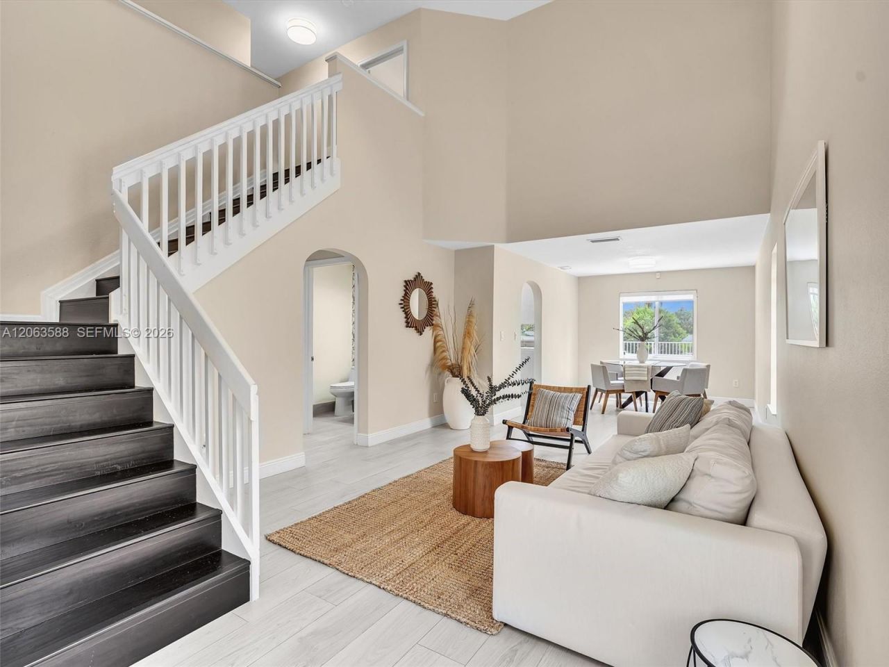 1385 NW 192nd Ter, Pembroke Pines, FL 33029 Photo