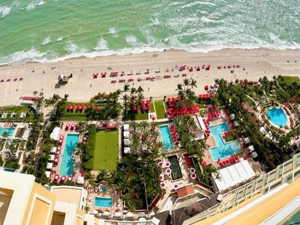 17875 Collins Ave, Unit 3206, Sunny Isles Beach, FL 33160