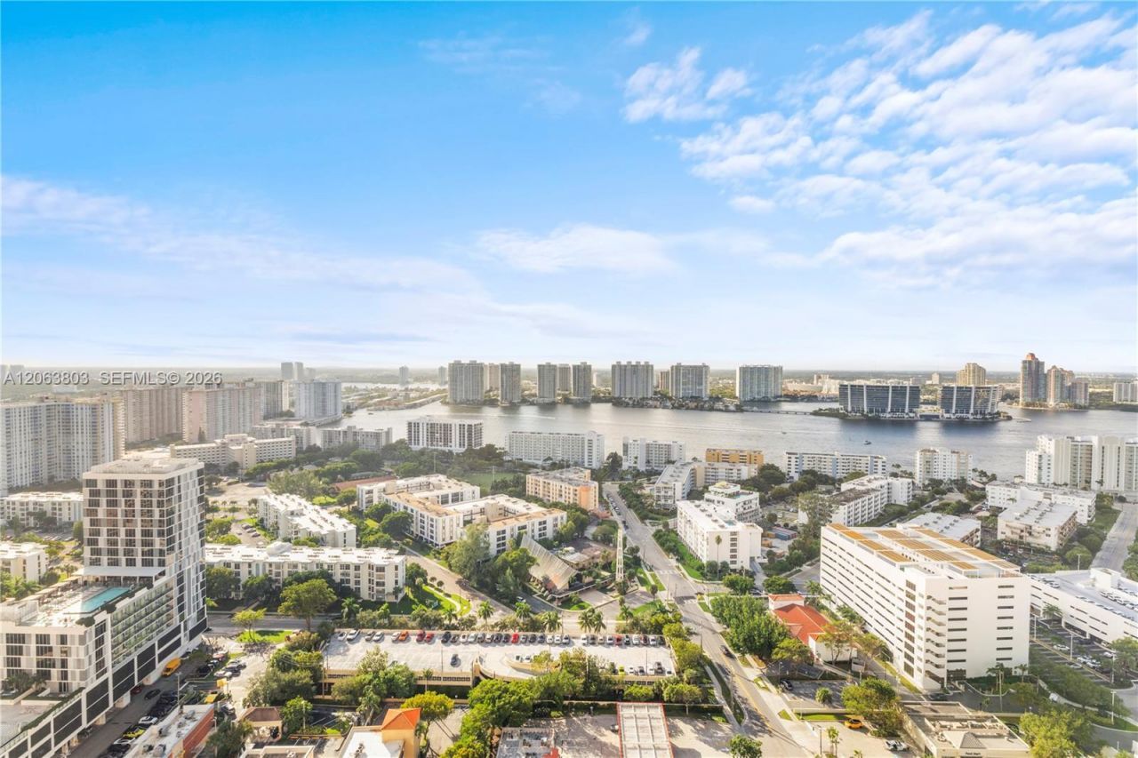 17875 Collins Ave, Unit 3206, Sunny Isles Beach, FL 33160 Photo